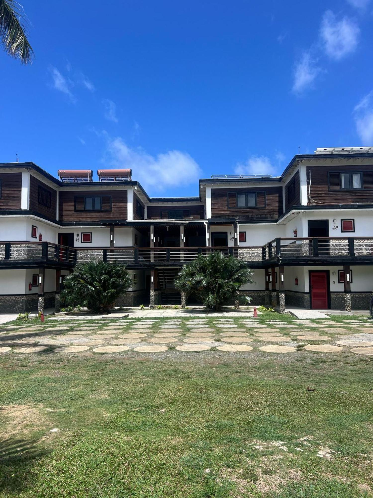 The Sea Cliff Hotel Resort & Spa بورت أنطونيو المظهر الخارجي الصورة